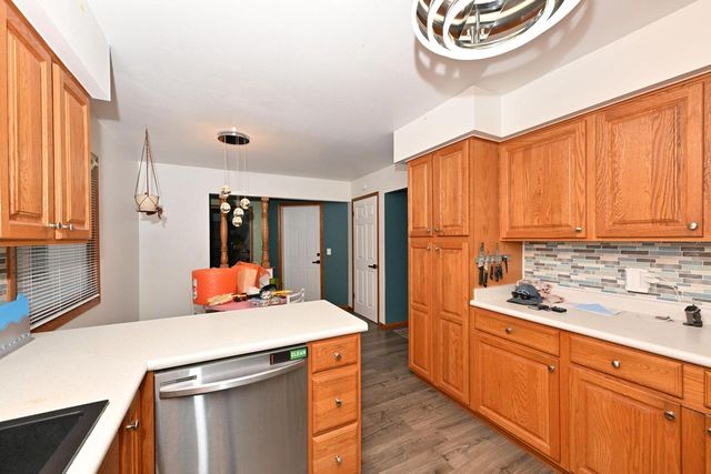 12525 W Eden TRAIL, New Berlin, WI 53151