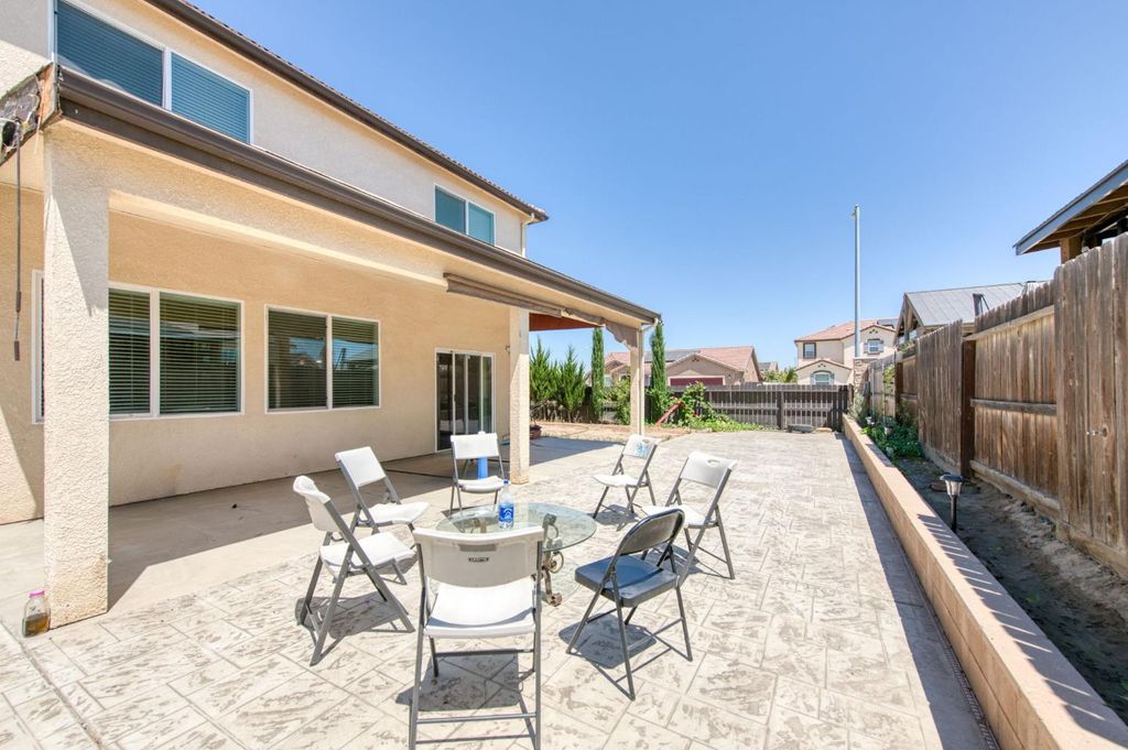 Image 34 of property listing at 1732 Cleveland Street, Selma, CA 93662