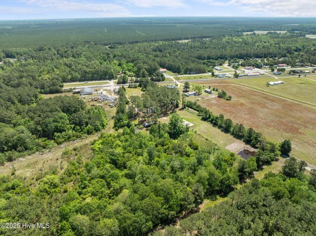 9952 Us Highway 17, Vanceboro, NC 28586
