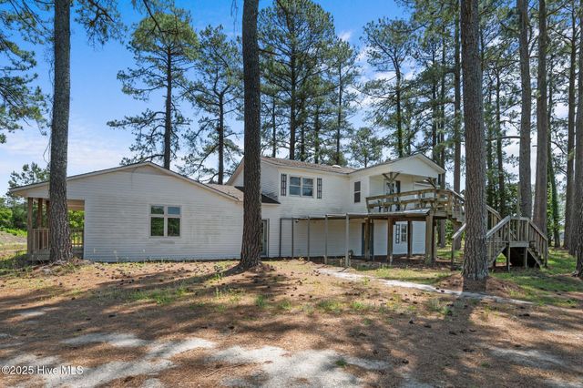 9952 Us Highway 17, Vanceboro, NC 28586