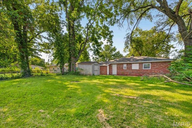 603 Saint Nicholas Drive, Cahokia, IL 62206