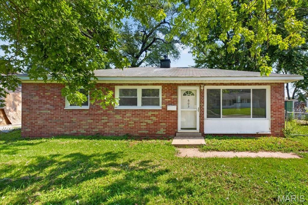 603 Saint Nicholas Drive, Cahokia, IL 62206