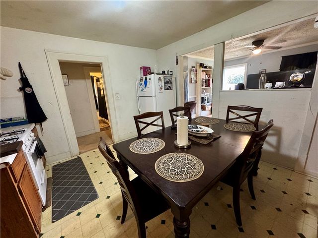 1117 S Glenwood Avenue 1115 & 1117, Russellville, AR 72801