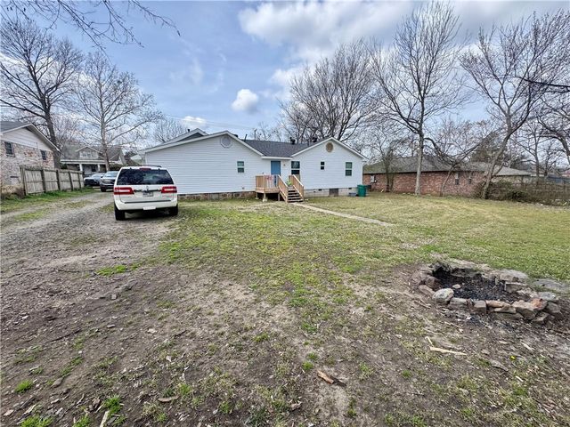 1117 S Glenwood Avenue 1115 & 1117, Russellville, AR 72801