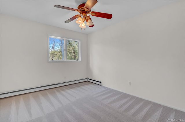 6 Liberty Lane, Miller Place, NY 11764