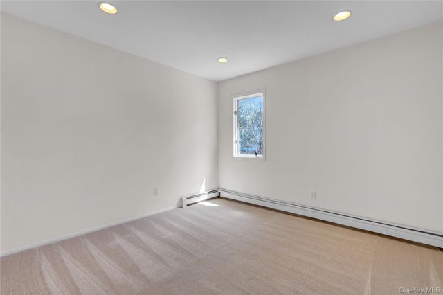 6 Liberty Lane, Miller Place, NY 11764