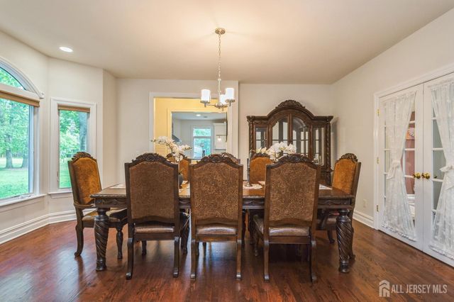 5 Ramapo Court, Colts Neck, NJ 07722