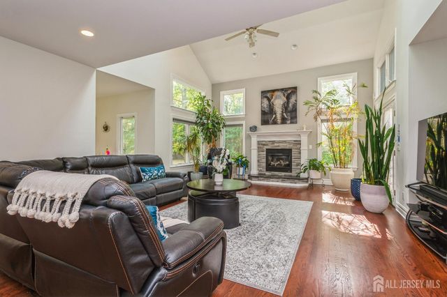 5 Ramapo Court, Colts Neck, NJ 07722