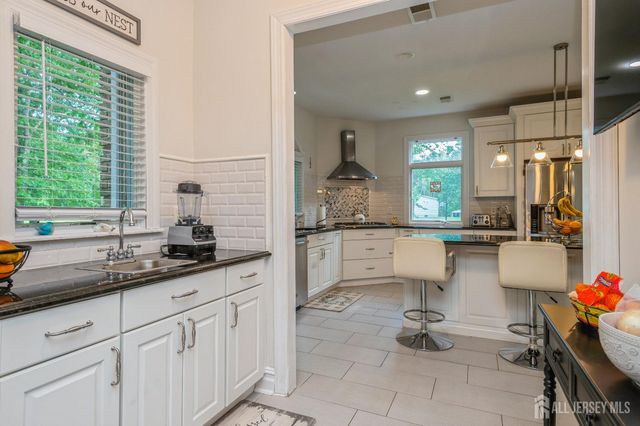 5 Ramapo Court, Colts Neck, NJ 07722