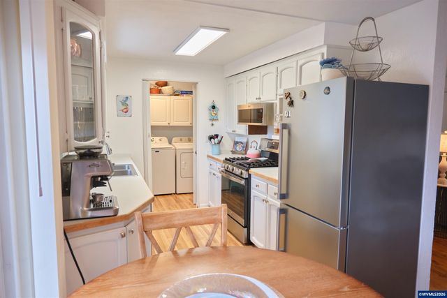 4280 Lilly Av SE, Salem, OR 97302