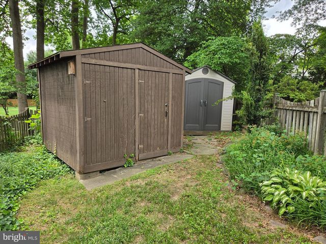 4770 33RD ST N, Arlington, VA 22207