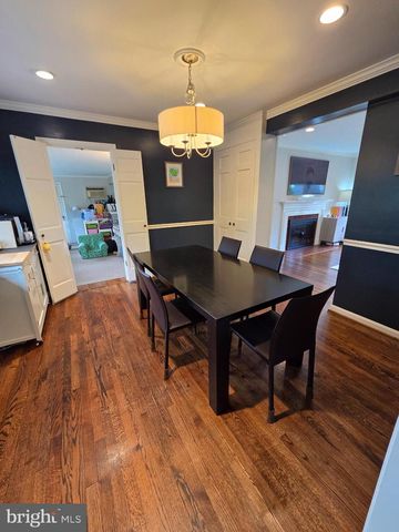4770 33RD ST N, Arlington, VA 22207