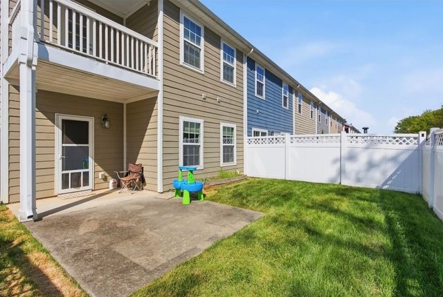 301 Shirebrook Cir, Spring Hill, TN 37174