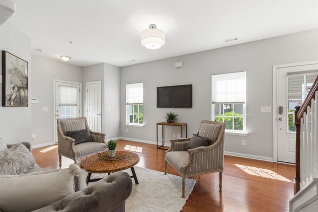 301 Shirebrook Cir, Spring Hill, TN 37174