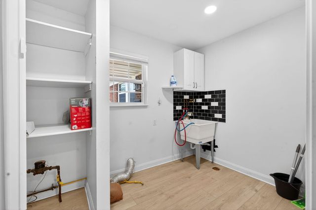 23245 Tuck Road, Farmington Hills, MI 48336