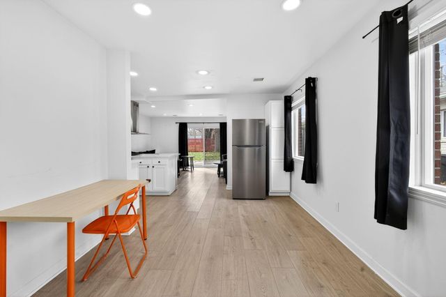 23245 Tuck Road, Farmington Hills, MI 48336