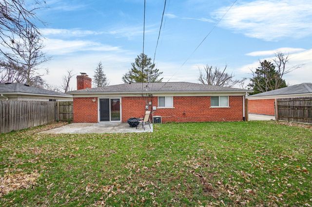 23245 Tuck Road, Farmington Hills, MI 48336