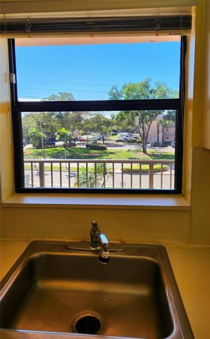 10467 S Sunrise Lakes Boulevard 310, Sunrise, FL 33322