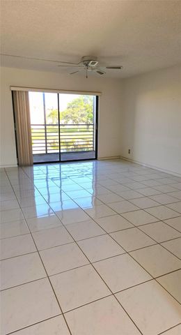 10467 S Sunrise Lakes Boulevard 310, Sunrise, FL 33322