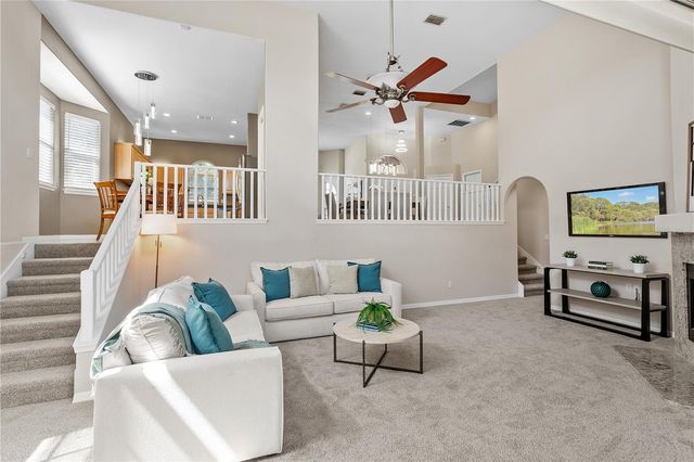 690 OAK HOLLOW WAY, Altamonte Springs, FL 32714