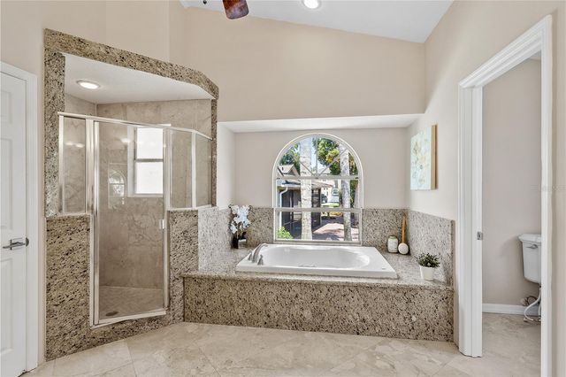 690 OAK HOLLOW WAY, Altamonte Springs, FL 32714