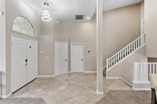 690 OAK HOLLOW WAY, Altamonte Springs, FL 32714