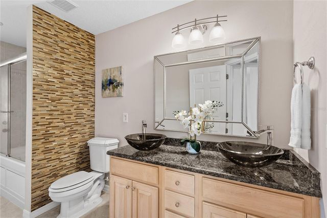 690 OAK HOLLOW WAY, Altamonte Springs, FL 32714