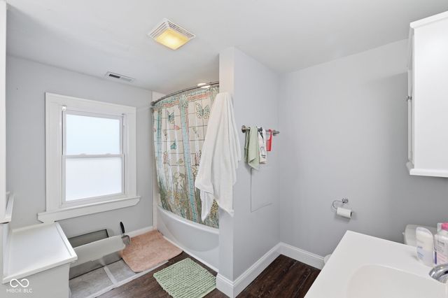 1905-1907 E Pleasant Run Parkway South Drive, Indianapolis, IN 46203