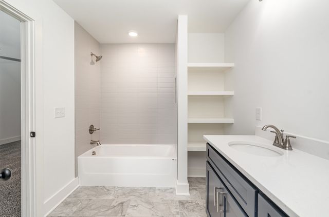 95 Crenshaw rd, Hartsville, TN 37074