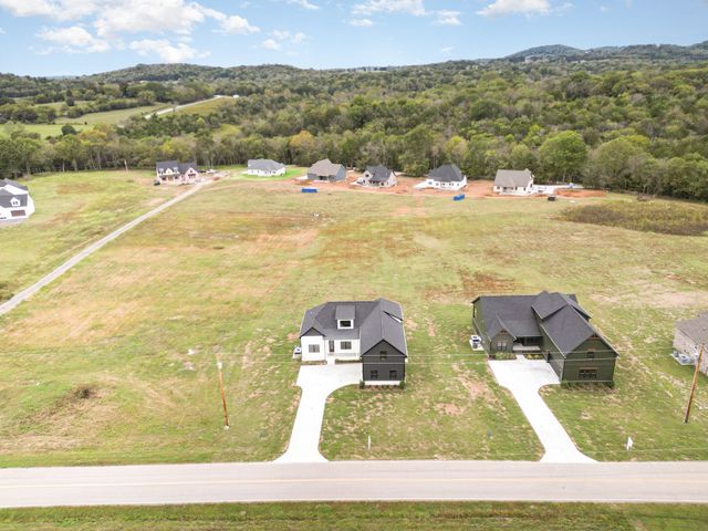 95 Crenshaw rd, Hartsville, TN 37074