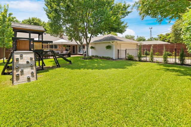 7617 La Risa Drive, Dallas, TX 75248