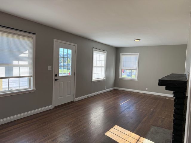 1415 N Main Street, Monticello, KY 42633