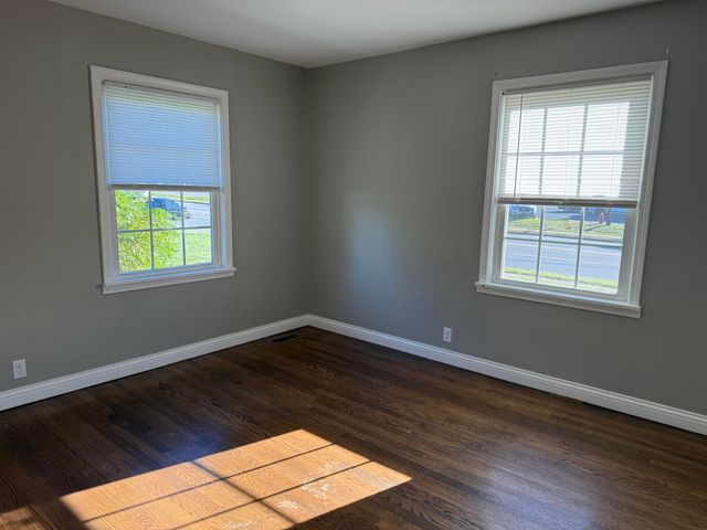 1415 N Main Street, Monticello, KY 42633