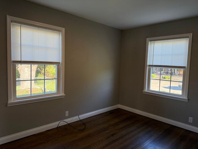 1415 N Main Street, Monticello, KY 42633