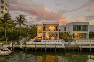 1011 W 48th St 8, Miami Beach, FL 33140