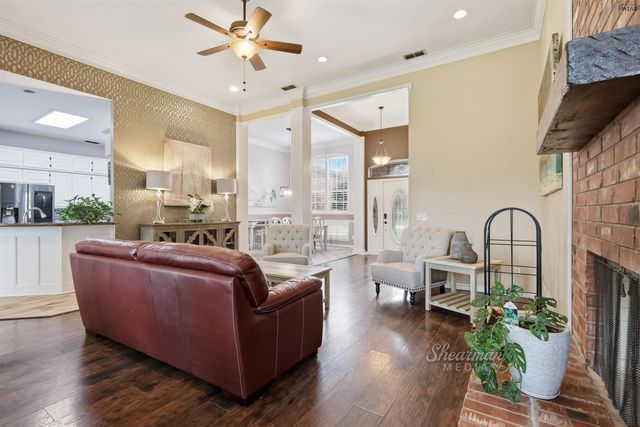 1104 ORIOLE LANE, Burkburnett, TX 76354