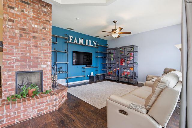 1104 ORIOLE LANE, Burkburnett, TX 76354