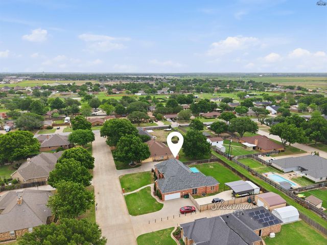 1104 ORIOLE LANE, Burkburnett, TX 76354