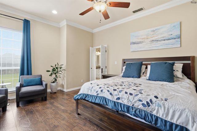 1104 ORIOLE LANE, Burkburnett, TX 76354