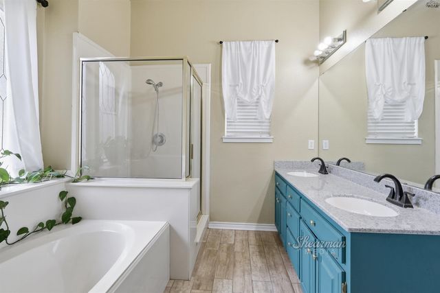 1104 ORIOLE LANE, Burkburnett, TX 76354