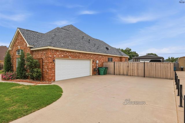 1104 ORIOLE LANE, Burkburnett, TX 76354