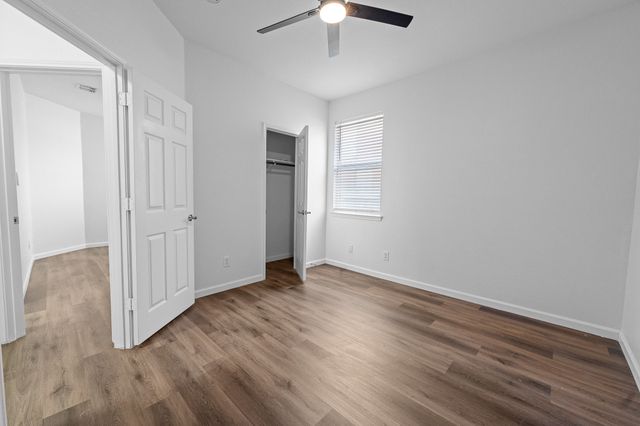 1052 Harriman Drive, Saginaw, TX 76131