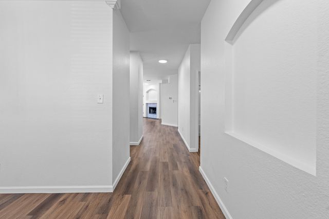 1052 Harriman Drive, Saginaw, TX 76131
