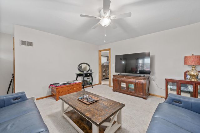 2228 W Hadden St, Wichita, KS 67217