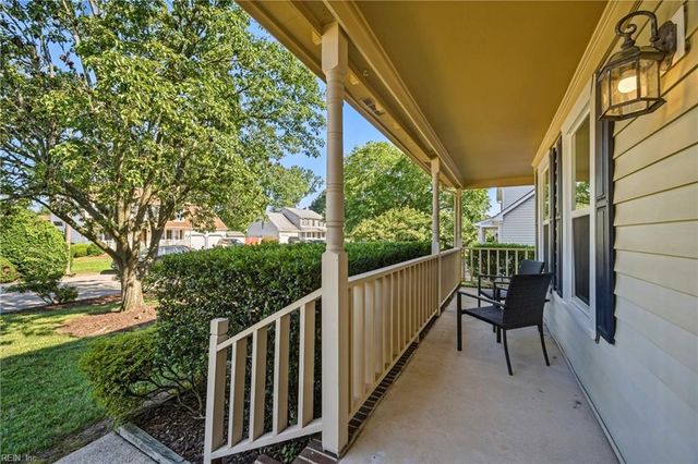 1028 Austin DR, Chesapeake, VA 23320