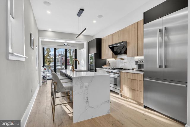 32 ADAMS ST NW, Washington, DC 20001