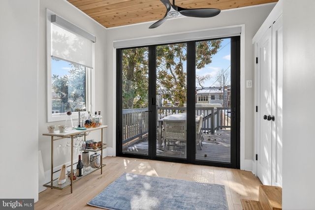 32 ADAMS ST NW, Washington, DC 20001