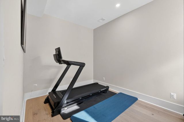 32 ADAMS ST NW, Washington, DC 20001