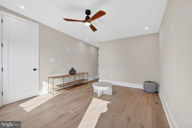 32 ADAMS ST NW, Washington, DC 20001