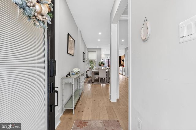 32 ADAMS ST NW, Washington, DC 20001